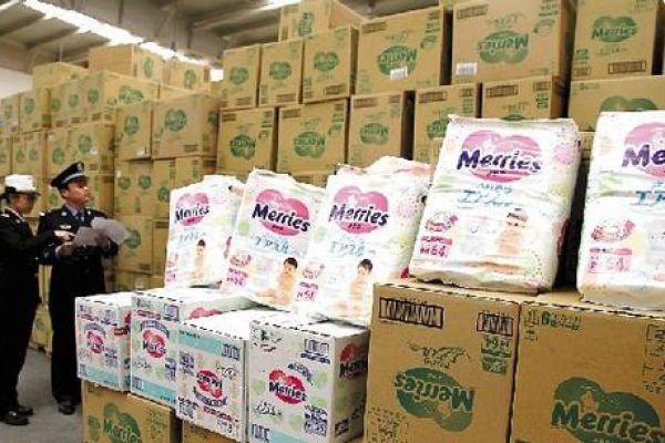 Import customs clearance agent case of Kao diapers in Japan